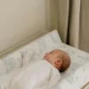 Le matelas à langer Contour de The Gilded Bird