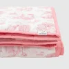 Le tapis de jeu matelassé « Gilded Bird Spring Toile »