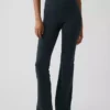 Leggings GapFit lisses à taille haute et coupe « baby boot »
