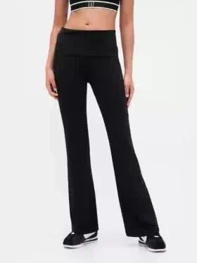 Leggings GapFit Smooth à taille repliable et jambes légèrement évasées