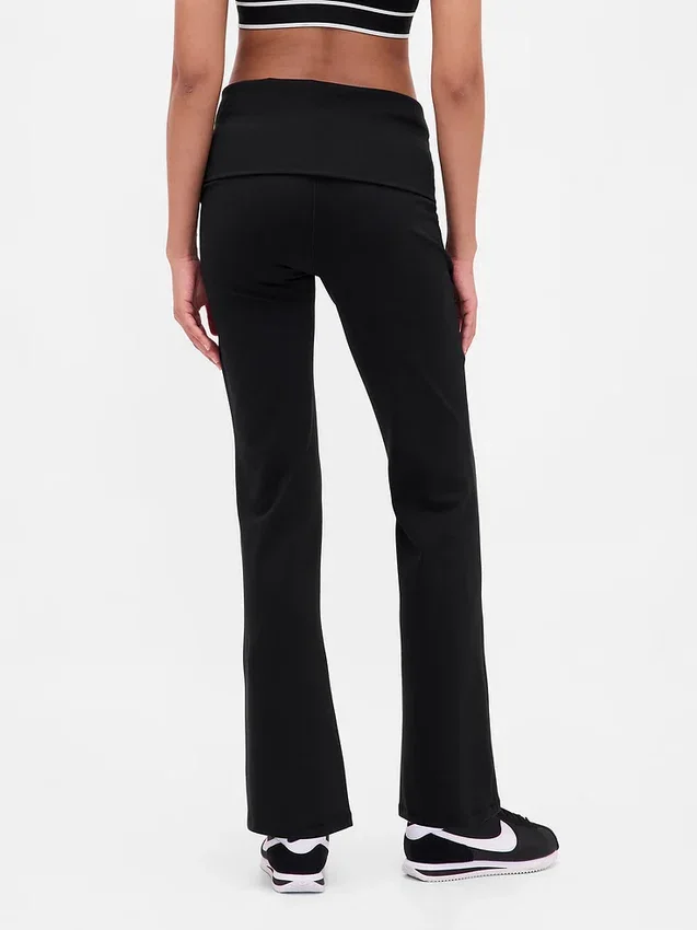 Leggings GapFit Smooth à taille repliable et jambes légèrement évasées
