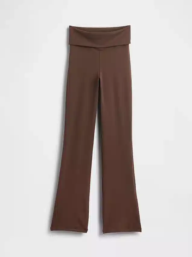 Leggings GapFit Smooth à taille repliable et jambes légèrement évasées
