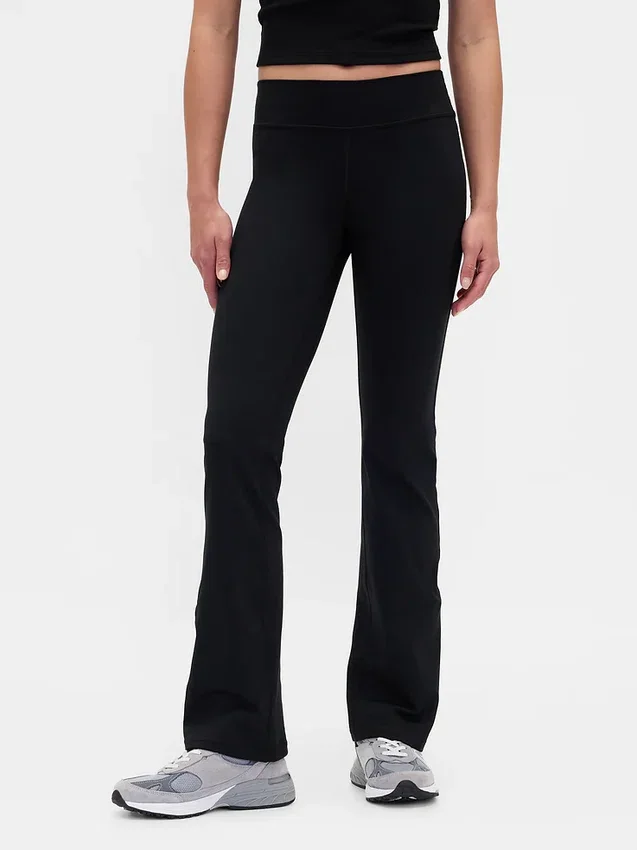 Leggings GapFit à taille mi-haute et coupe bootcut