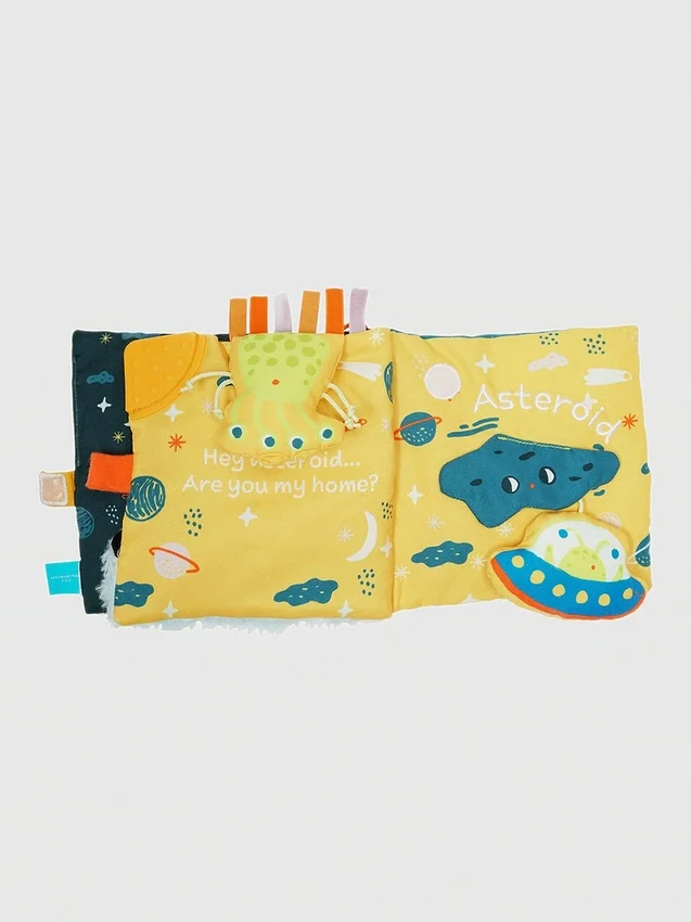 Livre d'activités souple et froissé « Little Rocket Finds Home »