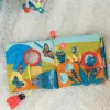 Livre tactile « Bugging Through »