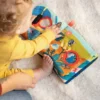 Livre tactile « Bugging Through »