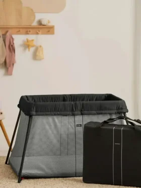 Lot lit de voyage Babybjorn Light et drap-housse