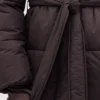 Manteau matelassé long à ceinture