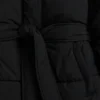 Manteau matelassé long à ceinture