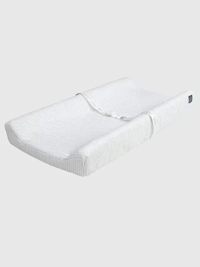 Matelas à langer profilé babyGap avec housse rafraîchissante