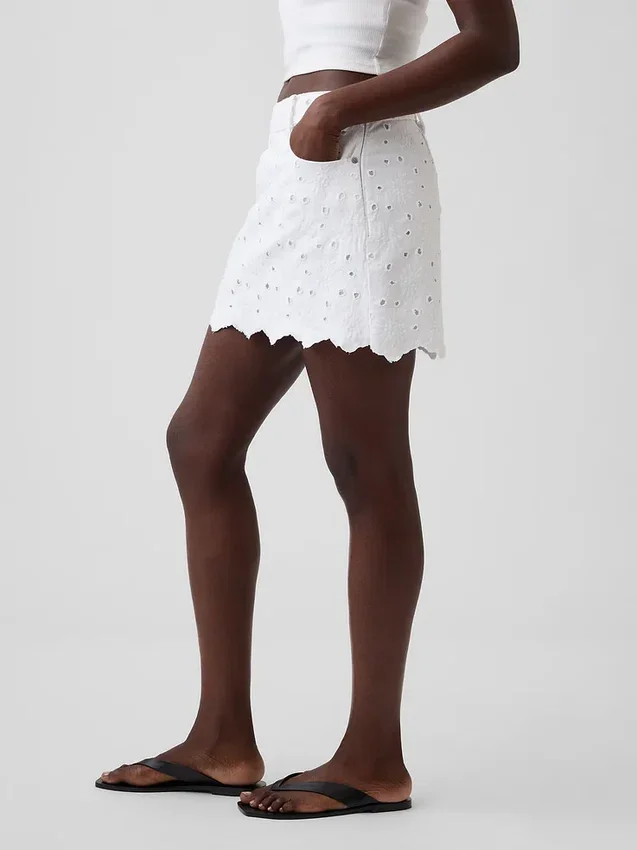 Mini-jupe brodée