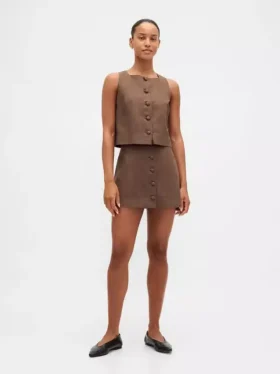 Mini-jupe-short en mélange de lin à boutonnage sur le devant