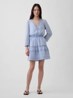 Mini-robe à bordures en dentelle