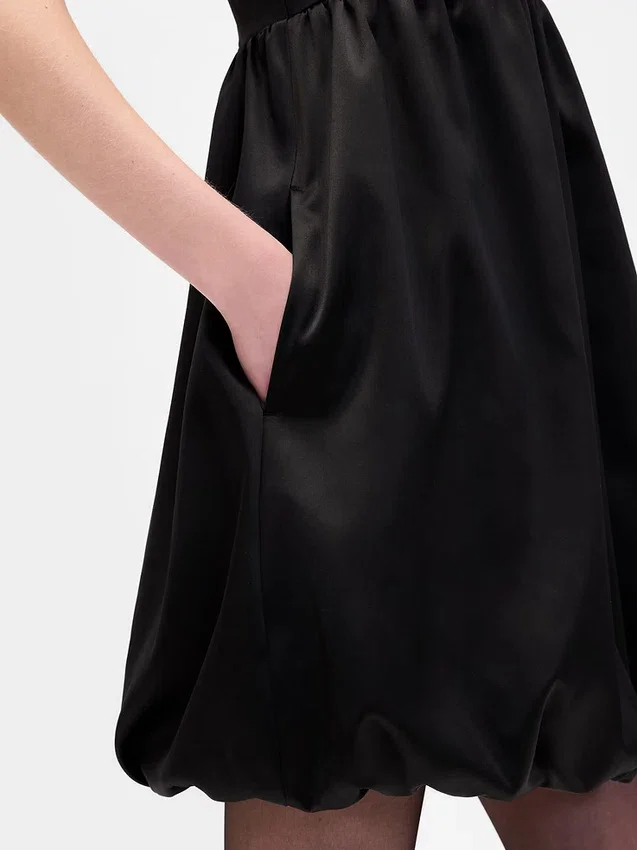 Mini-robe bouffante
