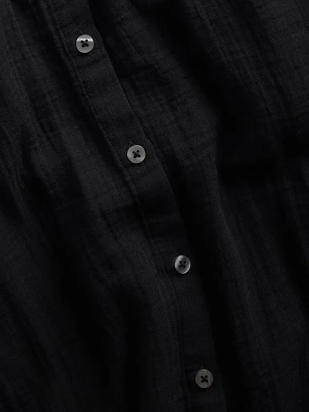 Mini-robe boutonnée sur le devant