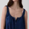 Mini-robe boutonnée sur le devant