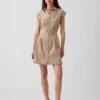 Mini-robe chemise cintrée en popeline rayée