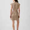 Mini-robe chemise cintrée en popeline rayée