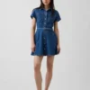 Mini-robe chemise en denim avec ceinture