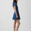 Mini-robe chemise en denim avec ceinture
