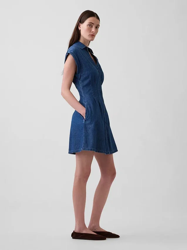 Mini-robe chemise en denim plissée