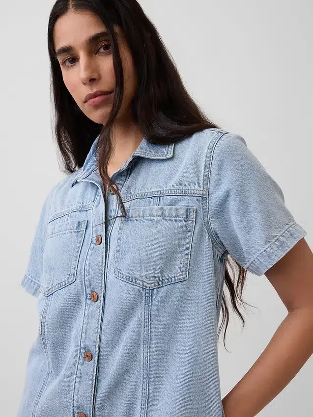 Mini-robe chemise en denim ultra-doux