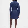 Mini-robe chemise plissée