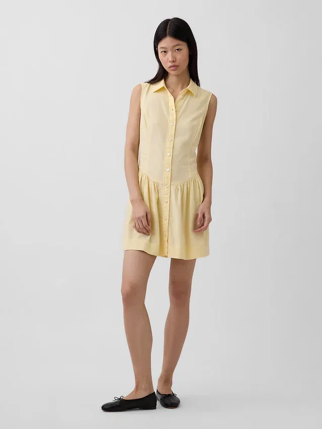 Mini-robe chemise à taille basse en mélange de lin