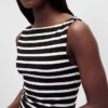 Mini-robe droite en maille à col bateau