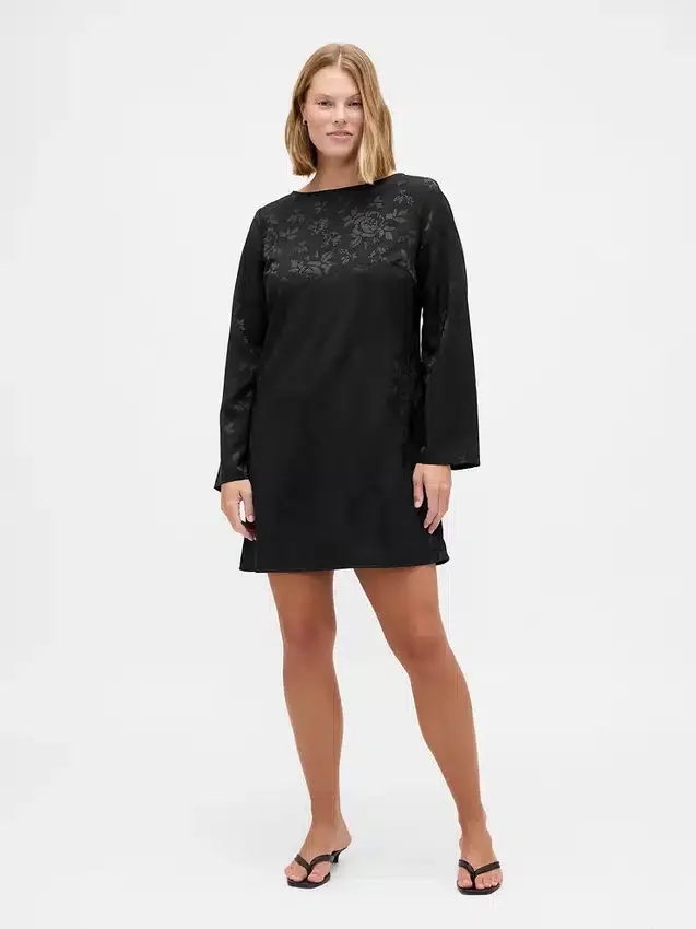 Mini-robe droite à encolure bateau