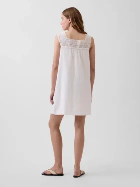 Mini-robe à empiècement en crochet en mélange de lin