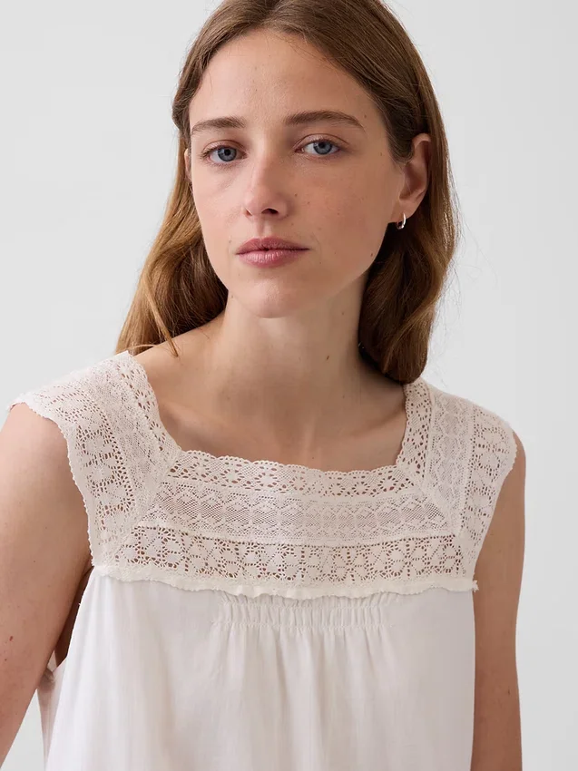 Mini-robe à empiècement en crochet en mélange de lin