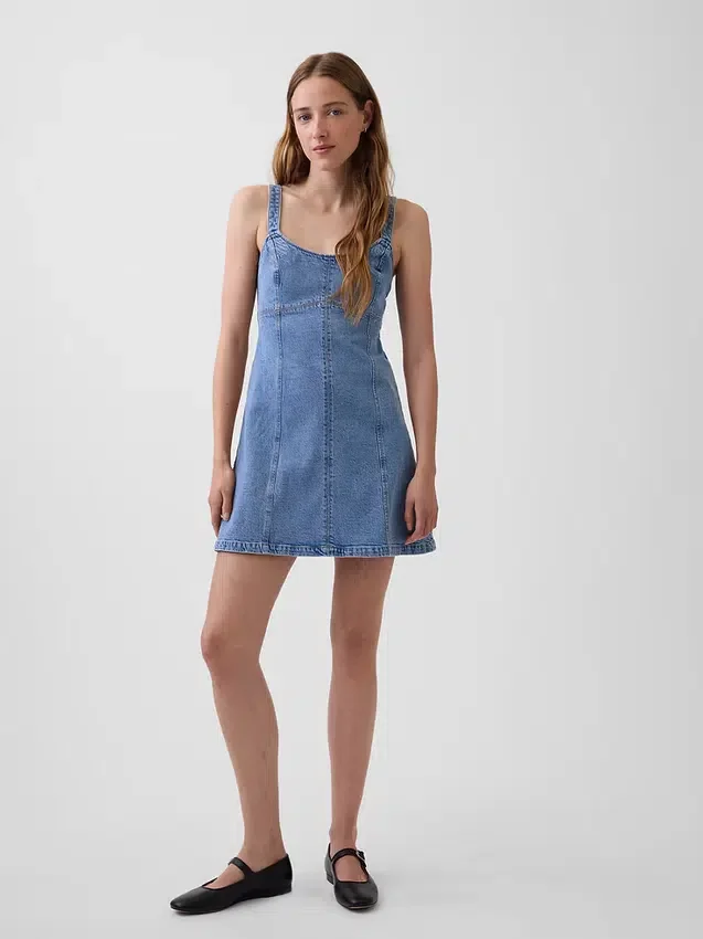 Mini-robe à empiècements en denim