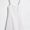 Mini-robe à empiècements en denim