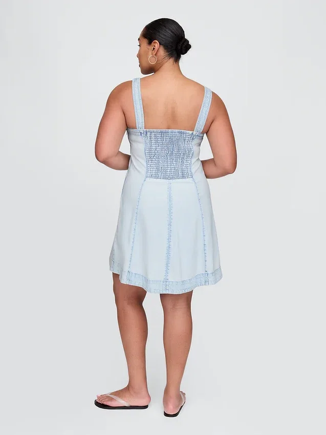 Mini-robe en denim