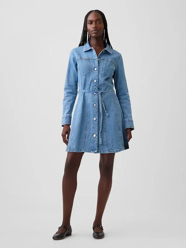 Mini-robe en denim à boutonnage