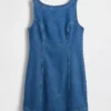 Mini-robe en denim à col bateau et dos nu