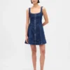 Mini-robe en denim à fermeture éclair sur le devant