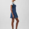Mini-robe en denim à fermeture éclair sur le devant