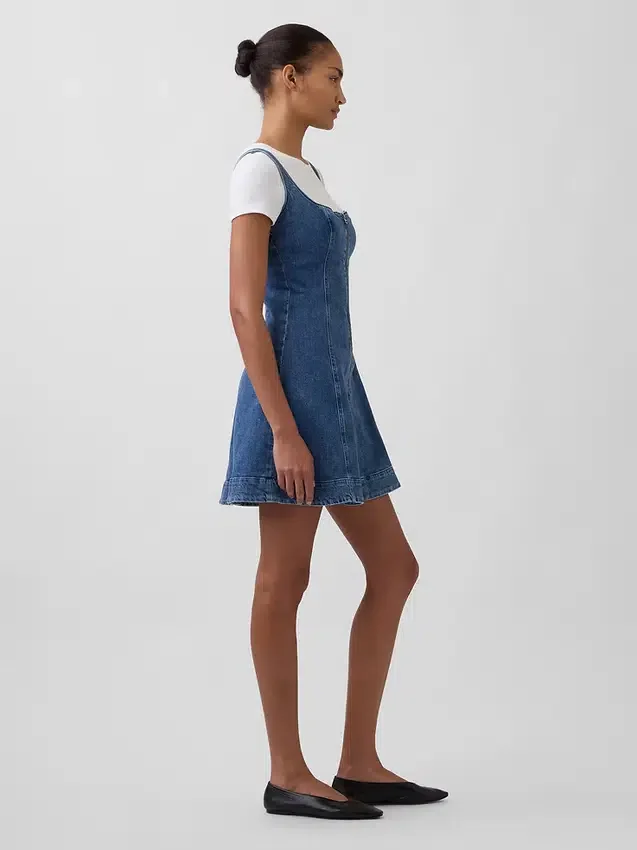 Mini-robe en denim à fermeture éclair sur le devant