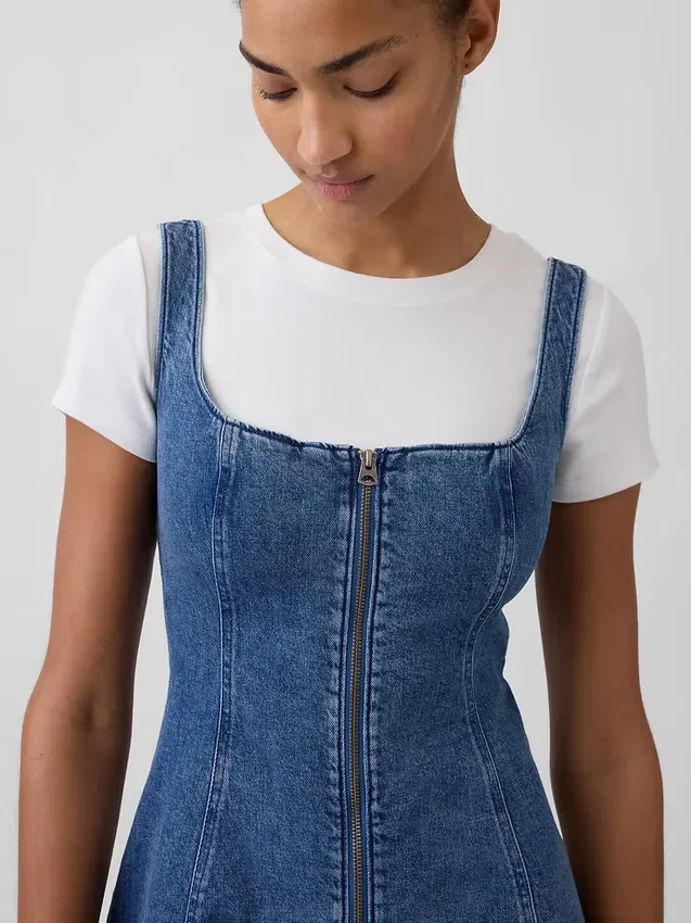 Mini-robe en denim à fermeture éclair sur le devant