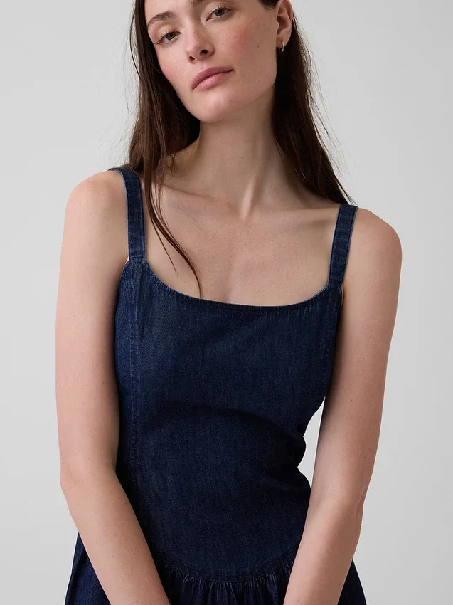 Mini-robe en denim à taille basse