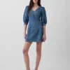 Mini-robe en denim ultra-doux à manches bouffantes