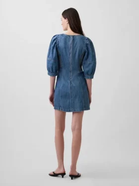 Mini-robe en denim ultra-doux à manches bouffantes