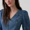 Mini-robe en denim ultra-doux à manches bouffantes