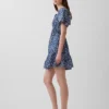 Mini-robe en popeline à manches flottantes