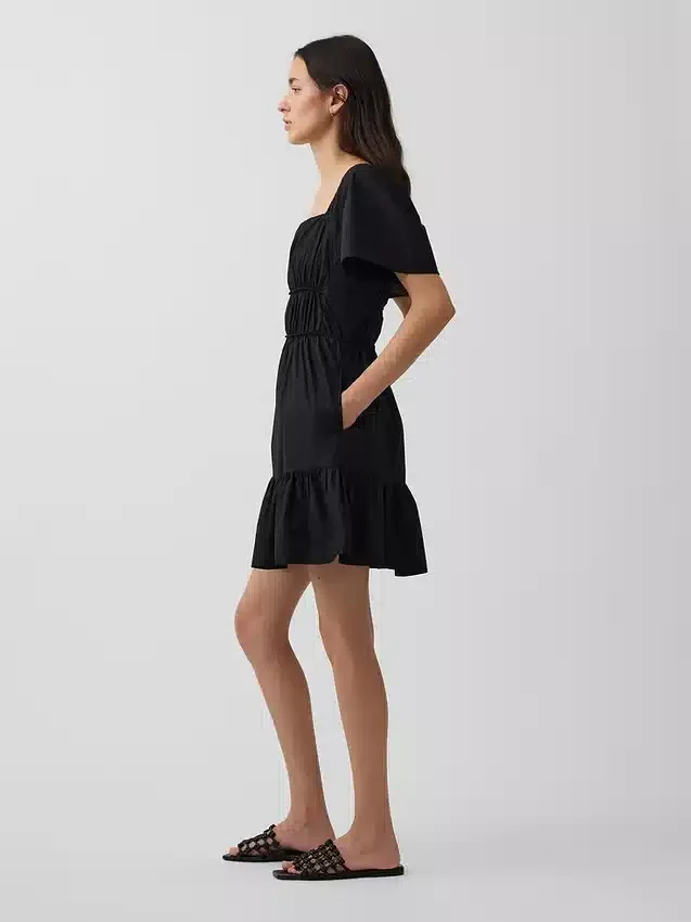 Mini-robe en popeline à manches flottantes