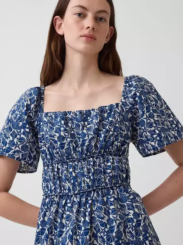 Mini-robe en popeline à manches flottantes