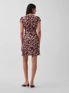 Mini-robe imprimée à col en V