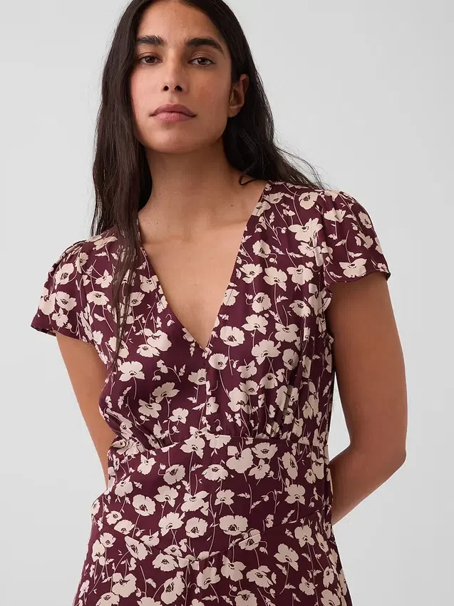 Mini-robe imprimée à col en V